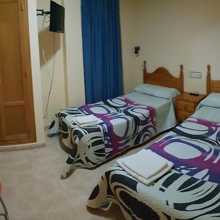 Hostal El Busto Теруэль Экстерьер фото